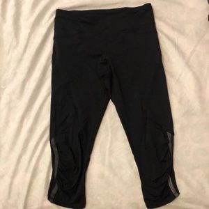 Black Cropped Lululemon leggings